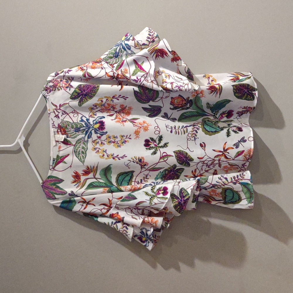 H&M Women's 18 Floral Ruffle Sleeve Blouse